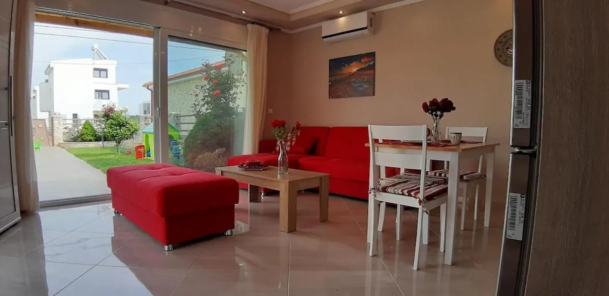 Ferienhaus Villa Kellys House Nea Plagia